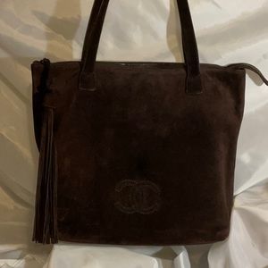 CHANEL Brown Suede Boho shoulder bag.